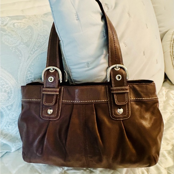 Coach SoHo Brown Leather Shoulder Bag - Picture 1 of 13